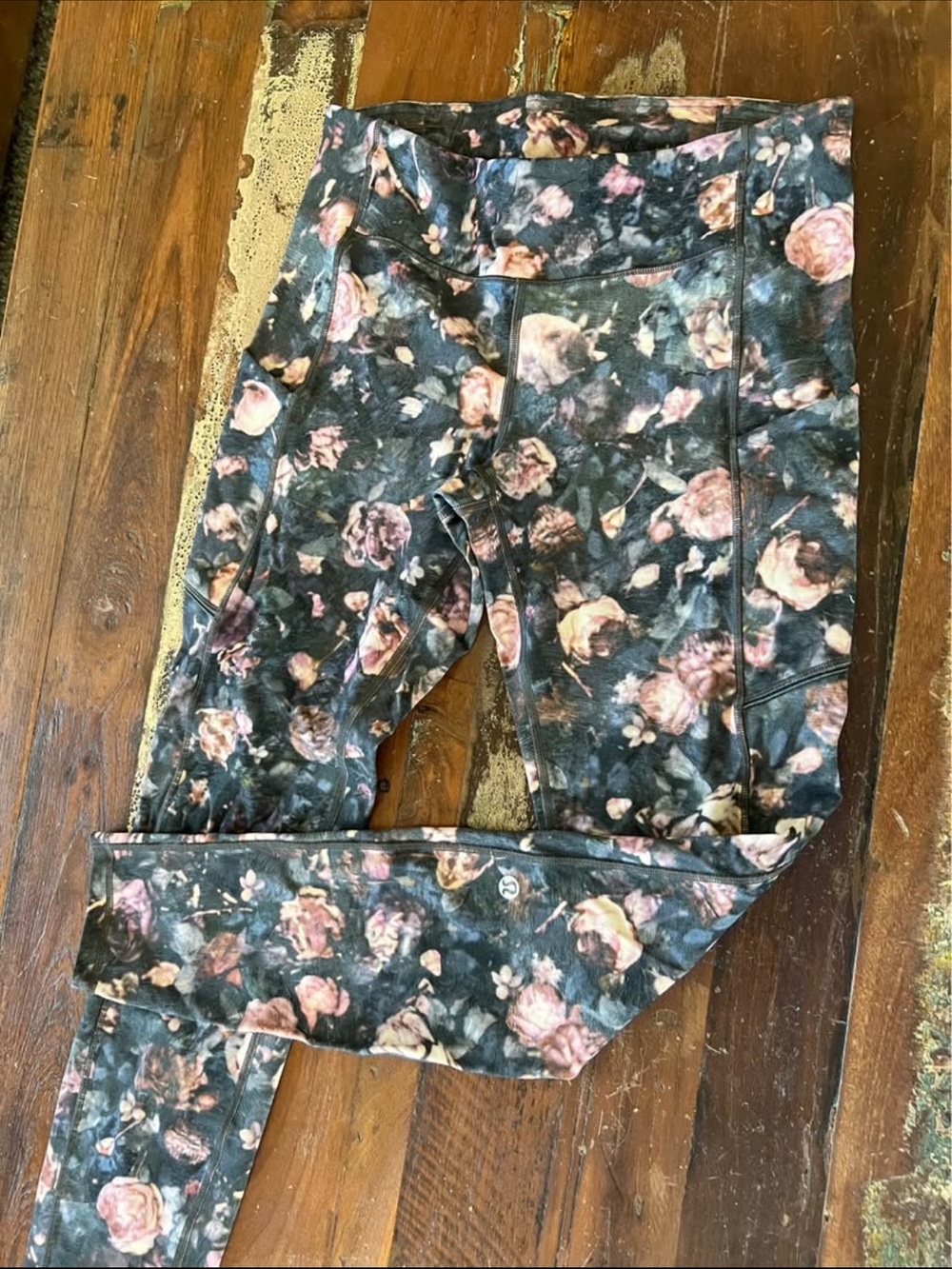 lululemon athletica Floral Print Leggings - Pink on Charcoal